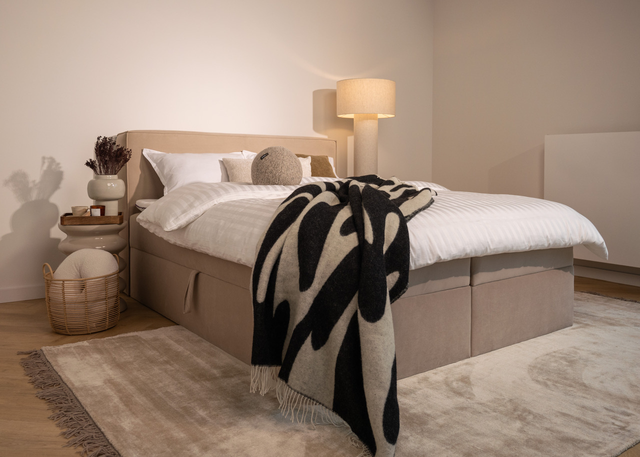 Muss ein Boxspringbett hoch sein? Das hängt unter anderem von der Konstruktion ab